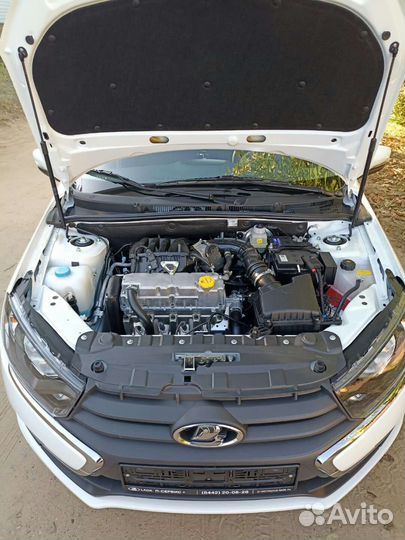 LADA Granta 1.6 МТ, 2023, 26 км