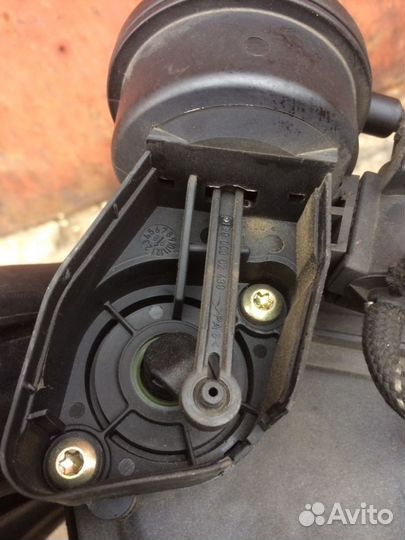 Впускной коллектор Пассат Б5 1.6 AHL