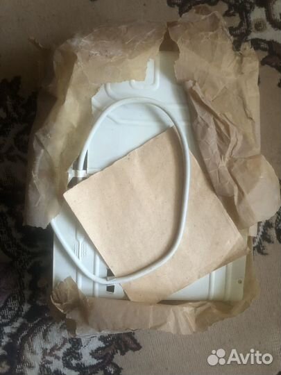 Испаритель в морозильной камере холодильника бирюс