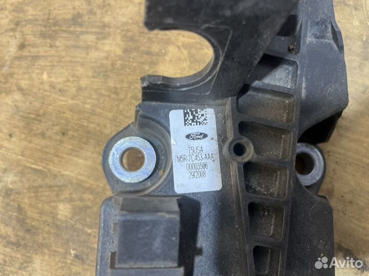 Кулиса переключения передач МКПП Ford Focus 2