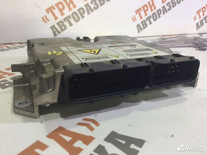 Мицубиси L200 Блок управления двигателем