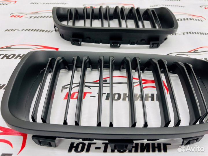 Ноздри BMW 1 серии f 20 2011-2015 м1 черный мат