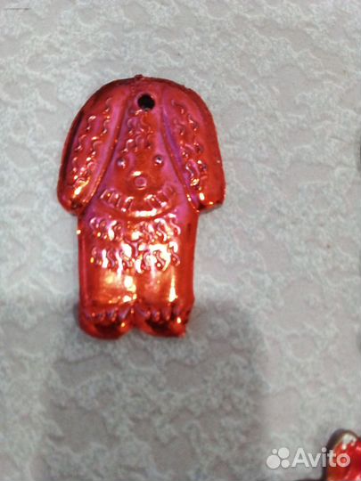 Игрушки ел.картонаж, колкий пластик