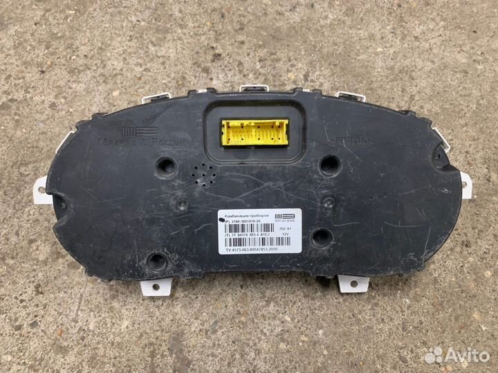 Щиток приборов Лада Гранта Калина