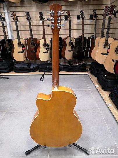 Новые электро-акустические гитары Elitaro E4040EQ