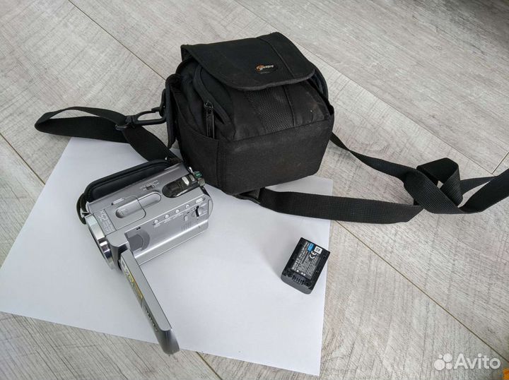 Камера DCR-SR62E с сумкой