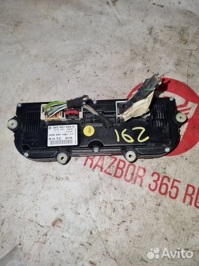 Блок управления климат-контролем Volkswagen Passat