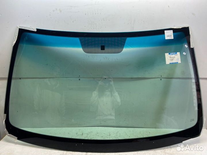 Стекло лобовое (ветровое) Renault Logan I
