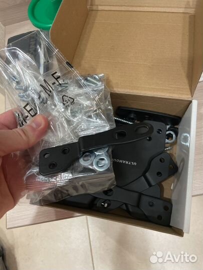 Кронштейн для монитора