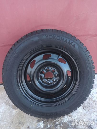 Yokohama Ice Guard Stud IG55 195/65 R15