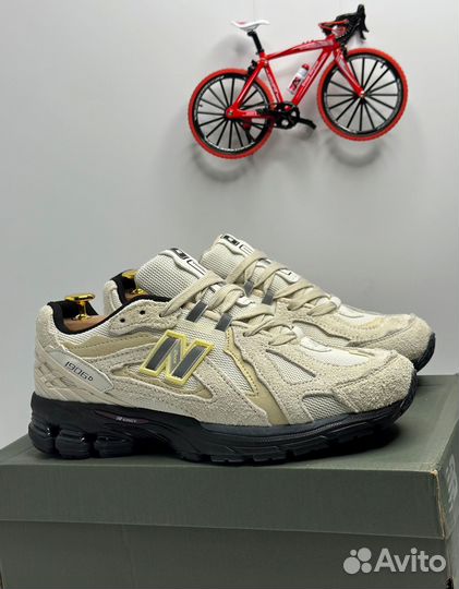 Кроссовки New Balance 1906