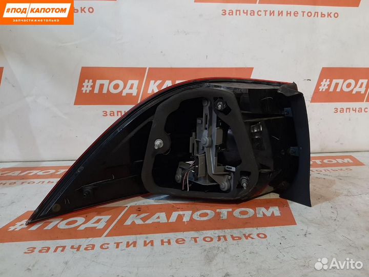 Фонарь задний правый Volkswagen Golf 6 2011