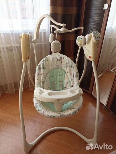 Детские электронные качели graco