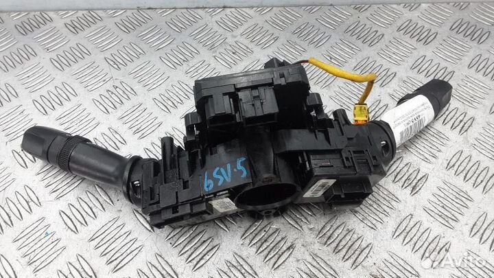 Переключатель поворотов подрулевой Kia Ceed