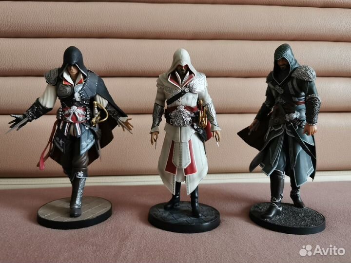 Коллекционные фигурки по играм