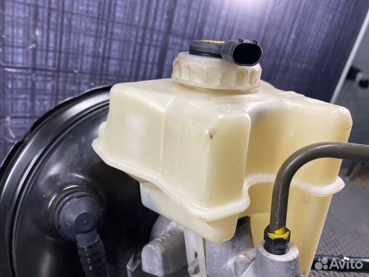 Вакуумный усилитель Bmw X5 E53 M54 2004