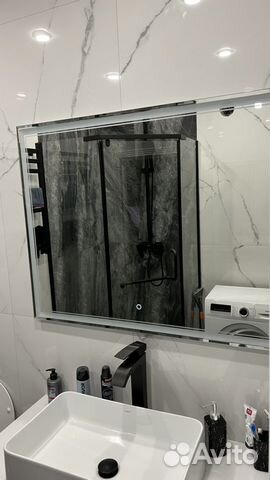 Зеркало с подсветкой для ванной