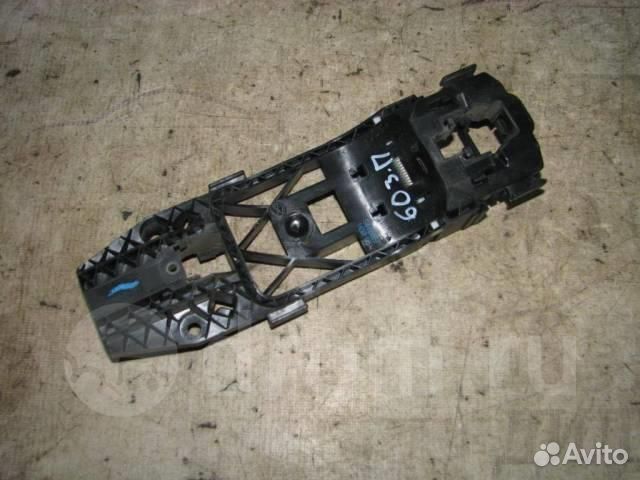 Кронштейн ручки VW Tiguan 2007-2011