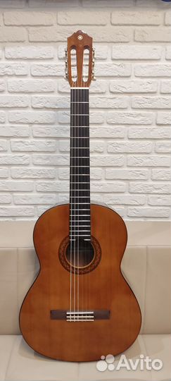 Классическая гитара yamaha c40