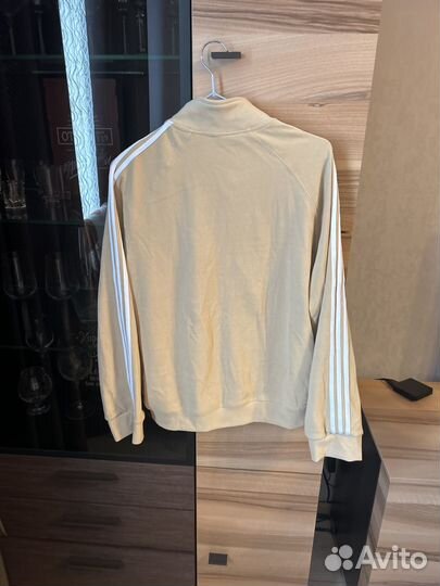 Костюм женский спортивный