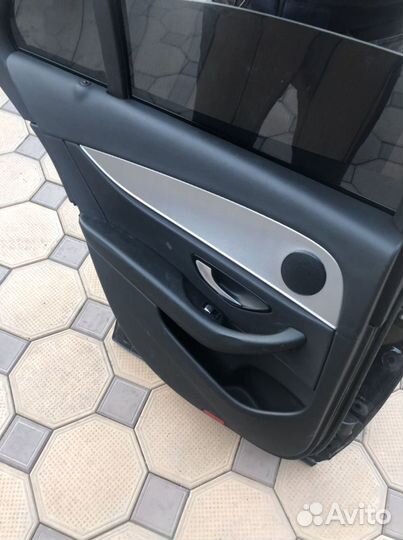 Двери на мерседес 213 кузов