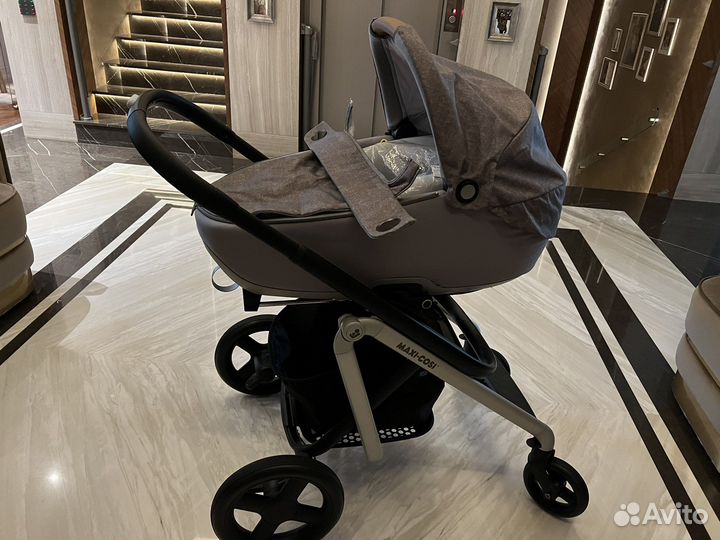 Коляска maxi cosi 3 в 1