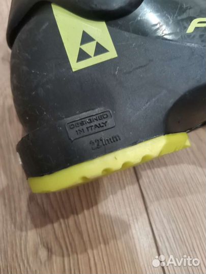 Горнолыжные ботинки детские