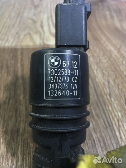 Насос стеклоомывателя Bmw X1 E84 2.0 N20 2012