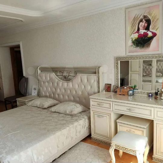 4-к. квартира, 100 м², 5/5 эт.