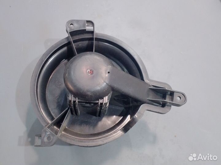 Мотор печки Ситроен Берлинго