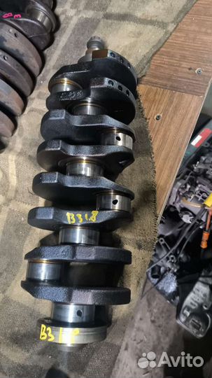 Коленвал Audi 80B3 1.8