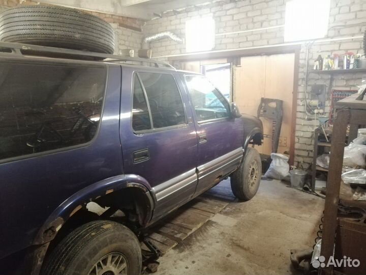 Запчасти Разбор GMC Jimmy/ Chevrolet Blazer 1995