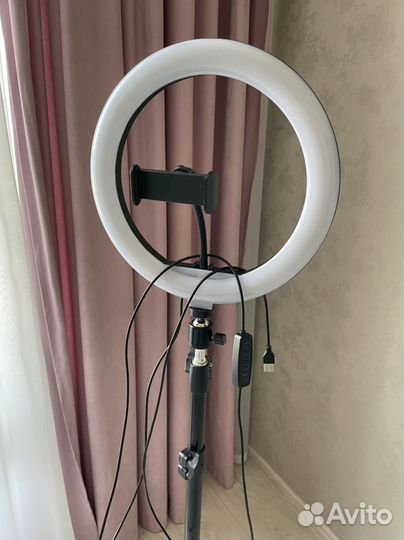 Кольцевая лампа 26 см со штативом