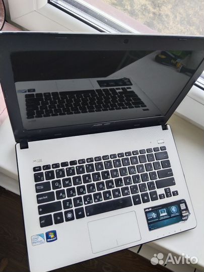 Ноутбук asus