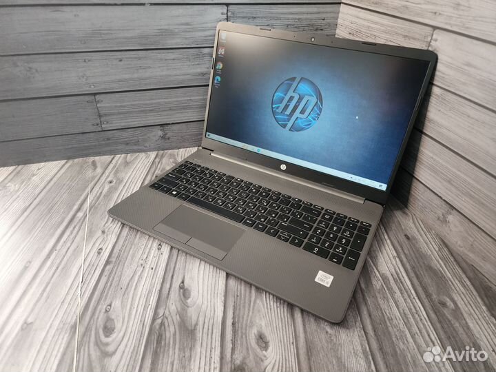 HP 250 G8 (Core i5-10Th / 8DDR4 / SSD 256)