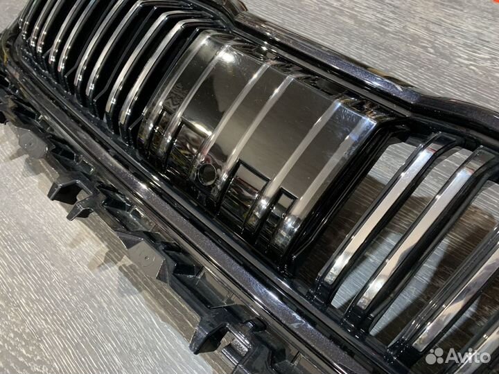 Решетка радиатора Kodiaq L&K 2022