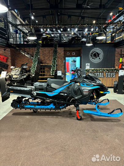 Новый BRP Lynx Commander RE 900ACE Turbo R 2025