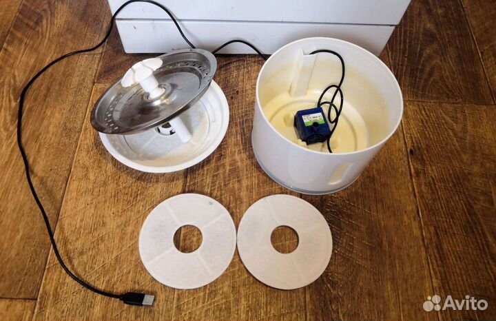 Фонтан для животных (поилка)