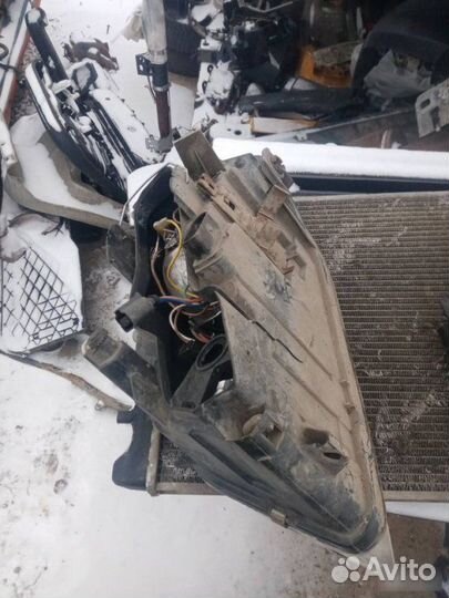 Фара передняя правая Audi A6 C5 1997