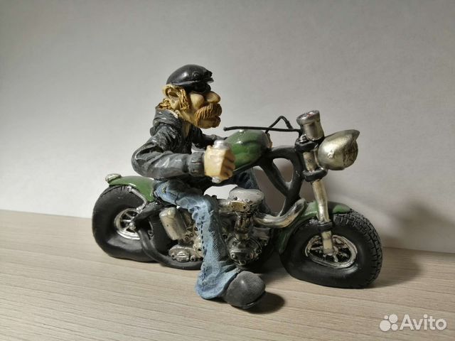 Фигура мотоциклист