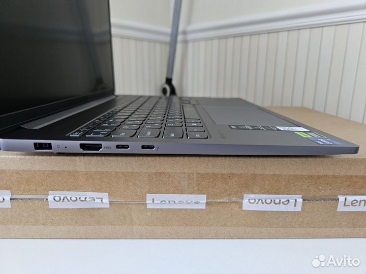 Lenovo IdeaPad Pro 5 16IRH8 intel i7-13700/RTX4050