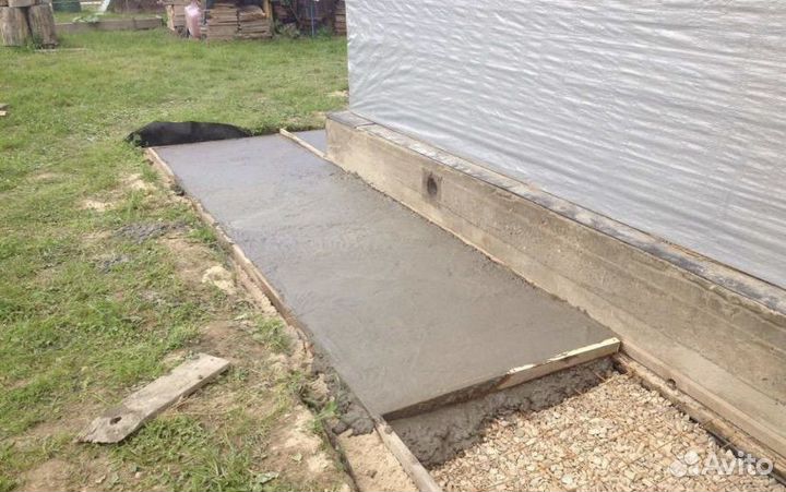 Бригада строителей