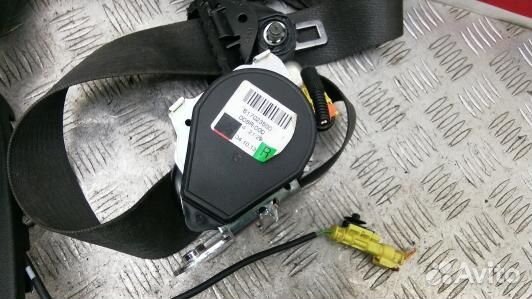 Ремень безопасности с пиропатроном сиденья передне