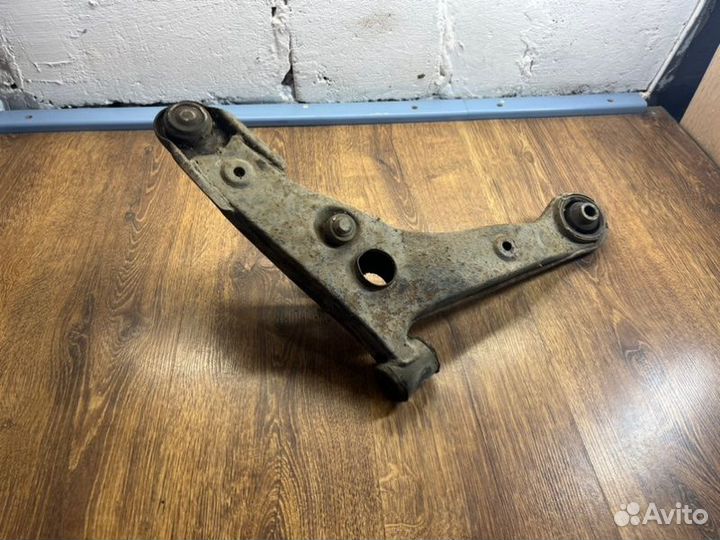 Рычаг передний левый Chery Fora А21 2 2008