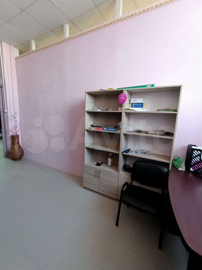 Торговая площадь, 16 м²