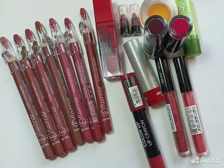 Набор косметики пакетом