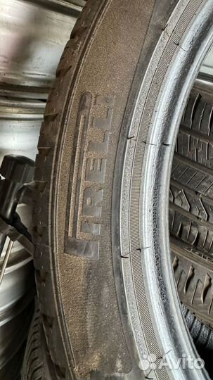 Pirelli P8FS 215/45 R17