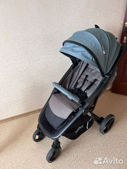 Прогулочная коляска babyton