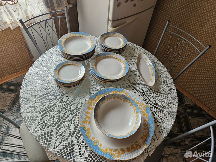 Набор столовой посуды на 6 персон