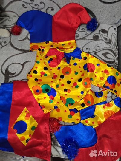 Карнавальный костюм петрушка